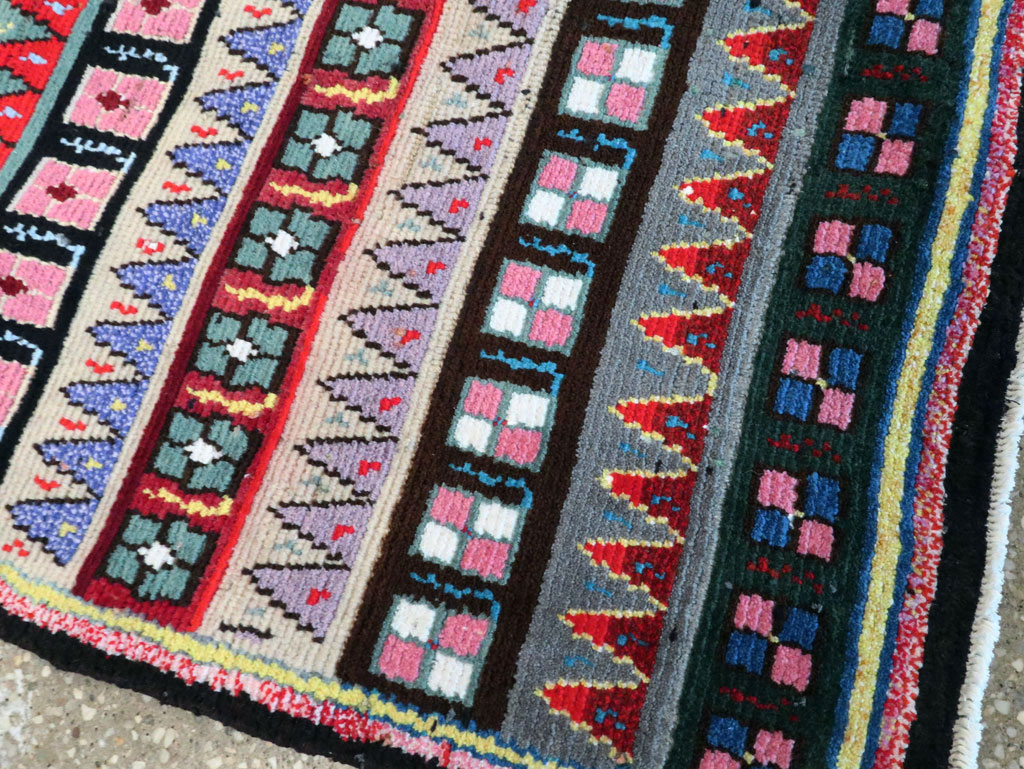 Vintage Persian Mahal Runner, No.27453 - Gss