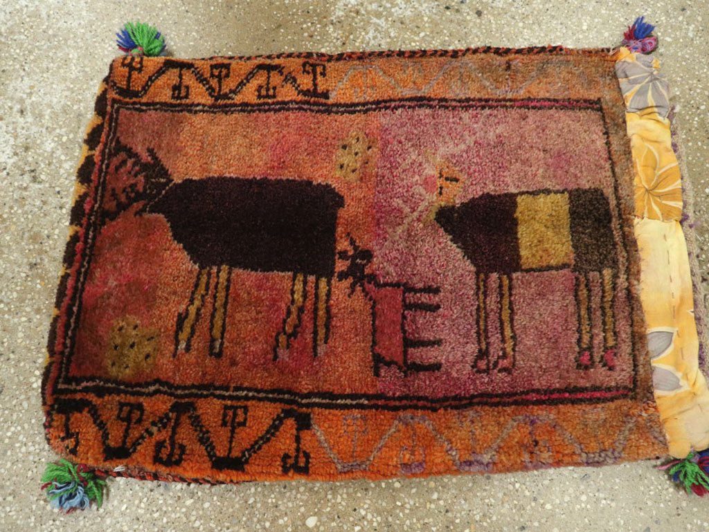 Vintage Turkish Anatolian Pictorial Rug, No.27479 - Gss