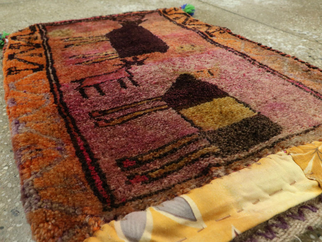 Vintage Turkish Anatolian Pictorial Rug, No.27479 - Gss