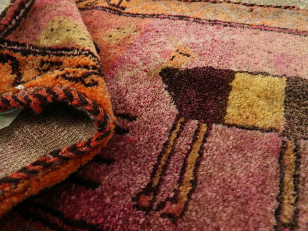 Vintage Turkish Anatolian Pictorial Rug, No.27479 - Gss