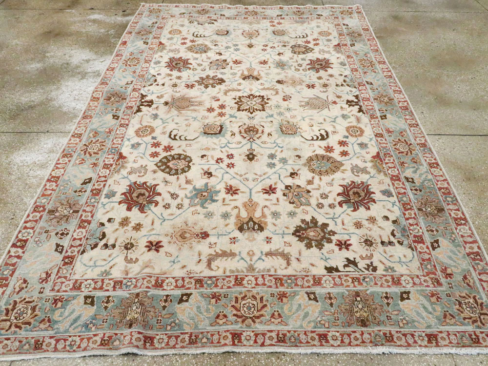 Vintage Persian Tabriz Accent Rug, No.27482 - Gss