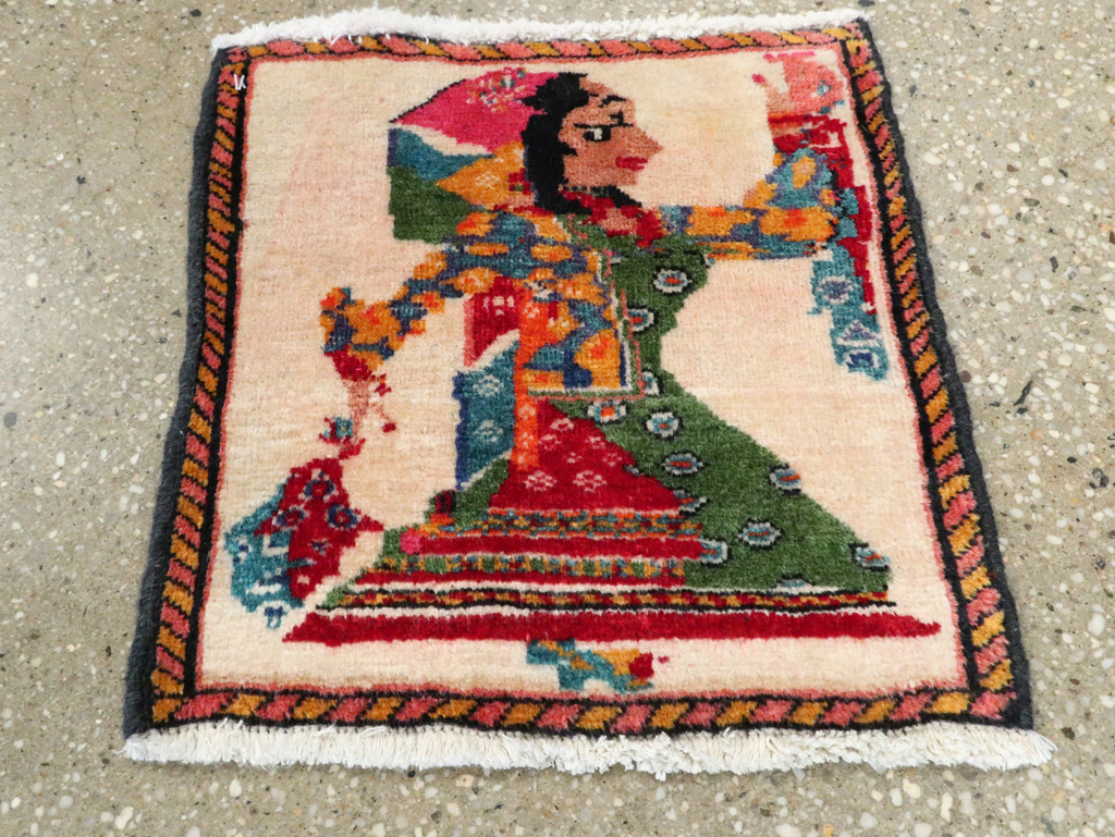 Vintage Persian Shiraz Pictorial Rug, No.27491 - Gss