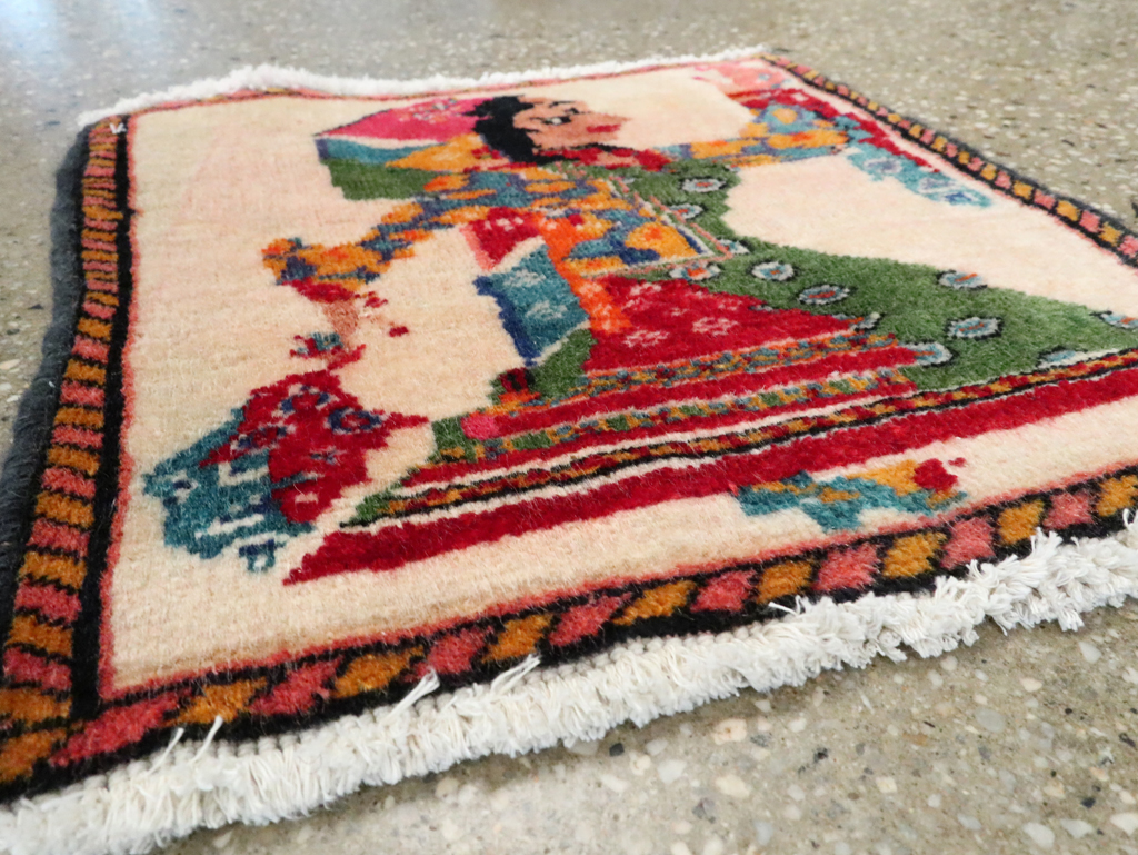 Vintage Persian Shiraz Pictorial Rug, No.27491 - Gss