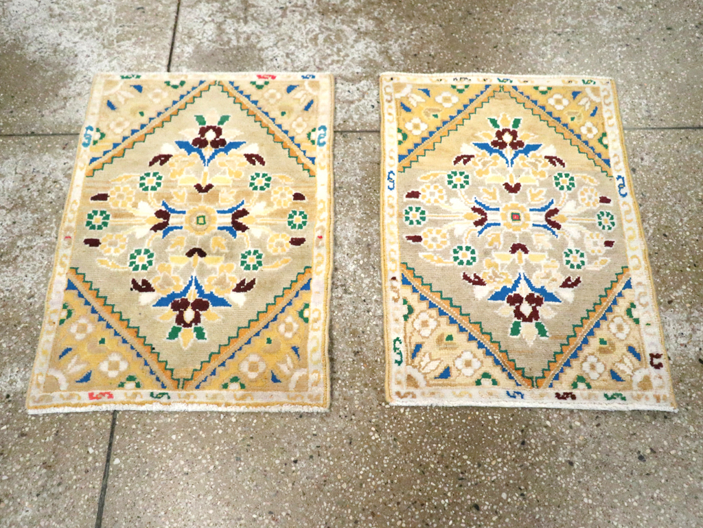 Vintage Persian Mahal Throw Rug (Pair: 1 of 2), No.27507 - Gss