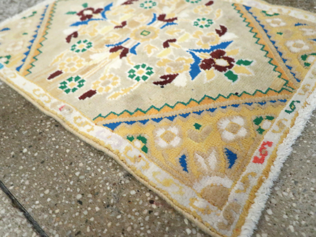 Vintage Persian Mahal Throw Rug (Pair: 2 of 2), No.27508 - Gss