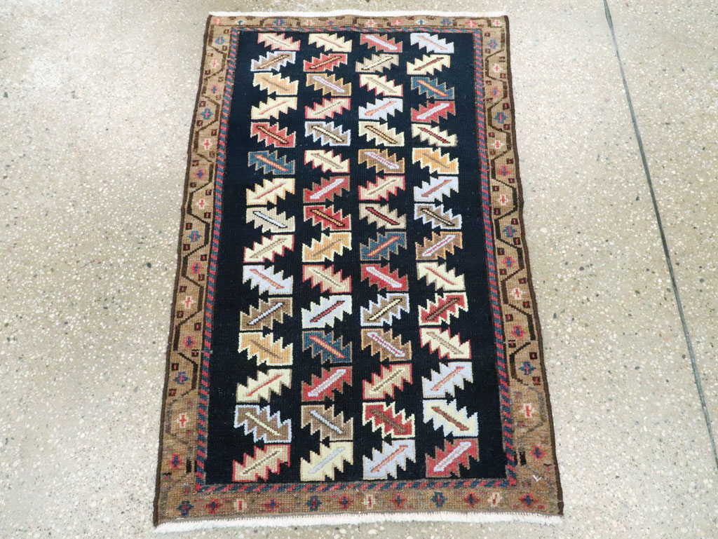 Vintage Persian Hamadan Rug, No.27515 - Gss