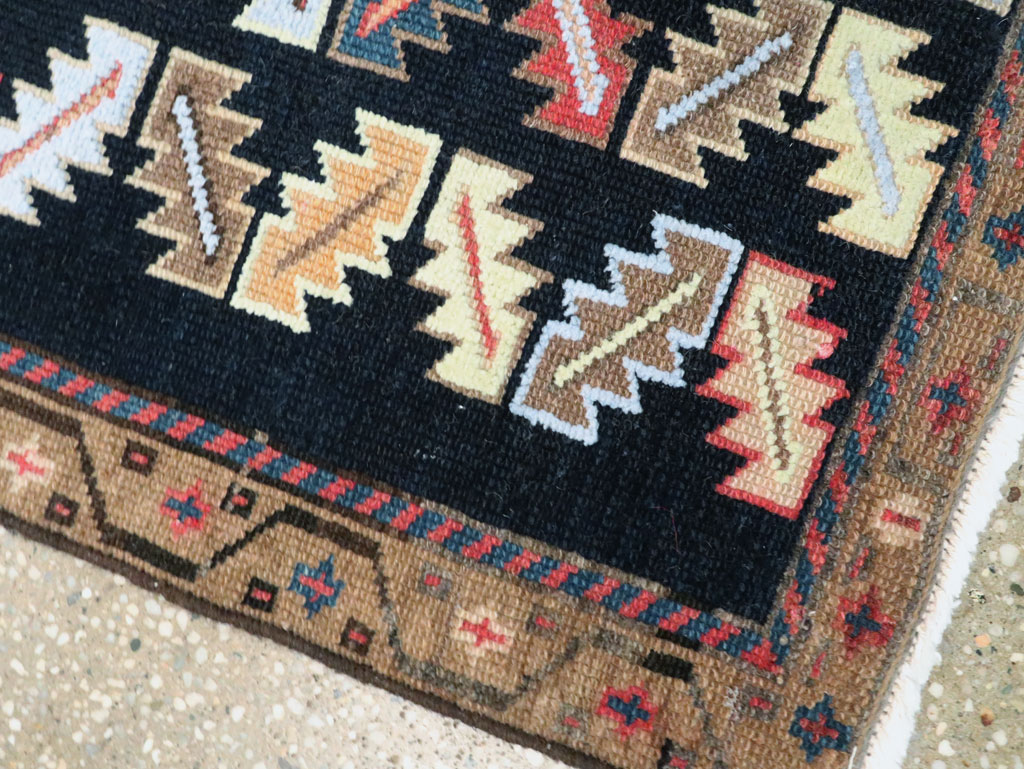 Vintage Persian Hamadan Rug, No.27515 - Gss