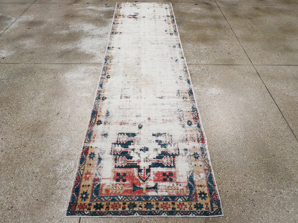 Vintage Persian Karajeh Runner, No.27518 - Gss