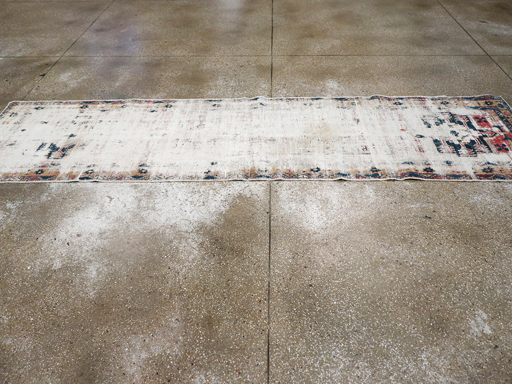 Vintage Persian Karajeh Runner, No.27518 - Gss