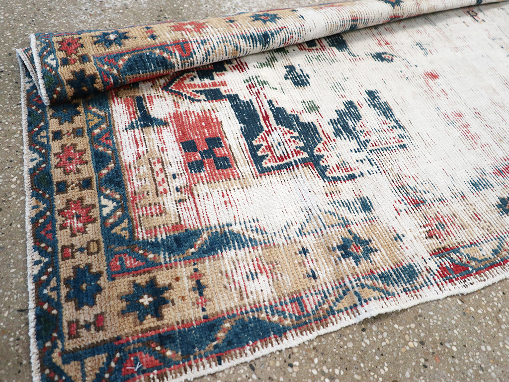 Vintage Persian Karajeh Runner, No.27518 - Gss