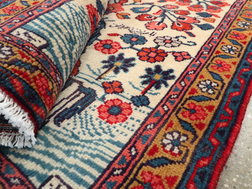 Vintage Persian Pictorial Hamadan Rug, No.27534 - Gss