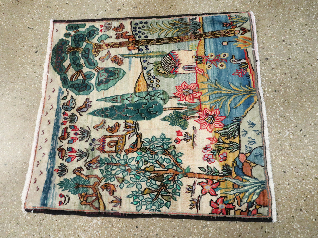 Vintage Persian Tabriz Pictorial Rug, No.27535 - Gss