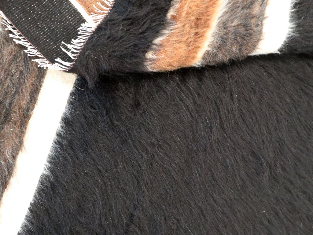 Vintage Turkish Mohair Accent Rug, No.27540 - Gss