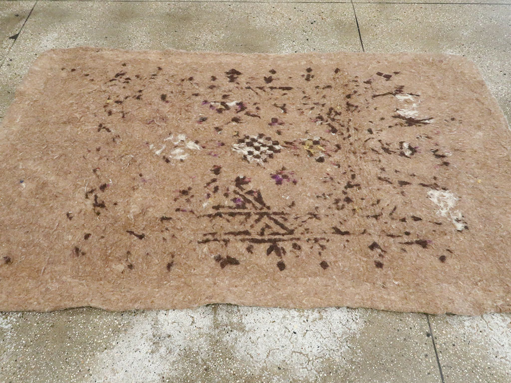 Vintage Persian Namad Felt Accent Rug, No.27545 - Gss