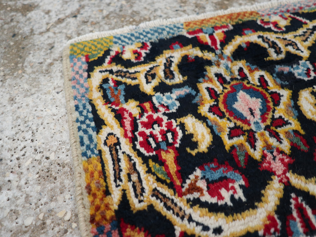 Vintage Persian Tabriz Rug, No.27553 - Gss