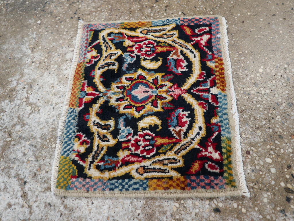 Vintage Persian Tabriz Rug, No.27553 - Gss