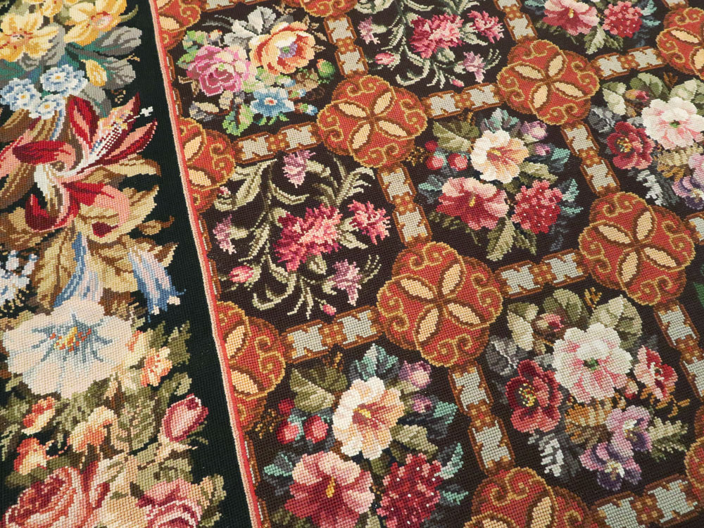 Antique English Flatweave Needlepoint Room Size Carpet, No.27565 - Gss