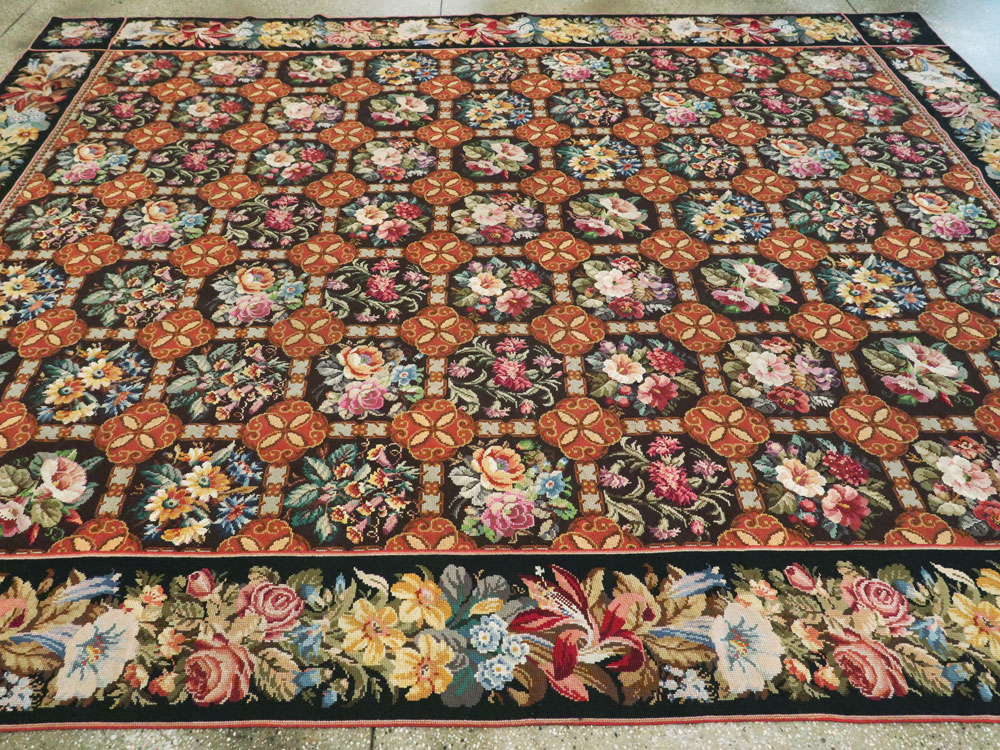 Antique English Flatweave Needlepoint Room Size Carpet, No.27565 - Gss