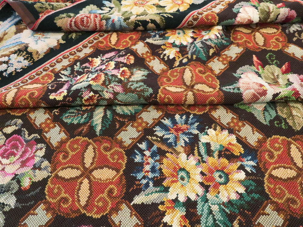Antique English Flatweave Needlepoint Room Size Carpet, No.27565 - Gss