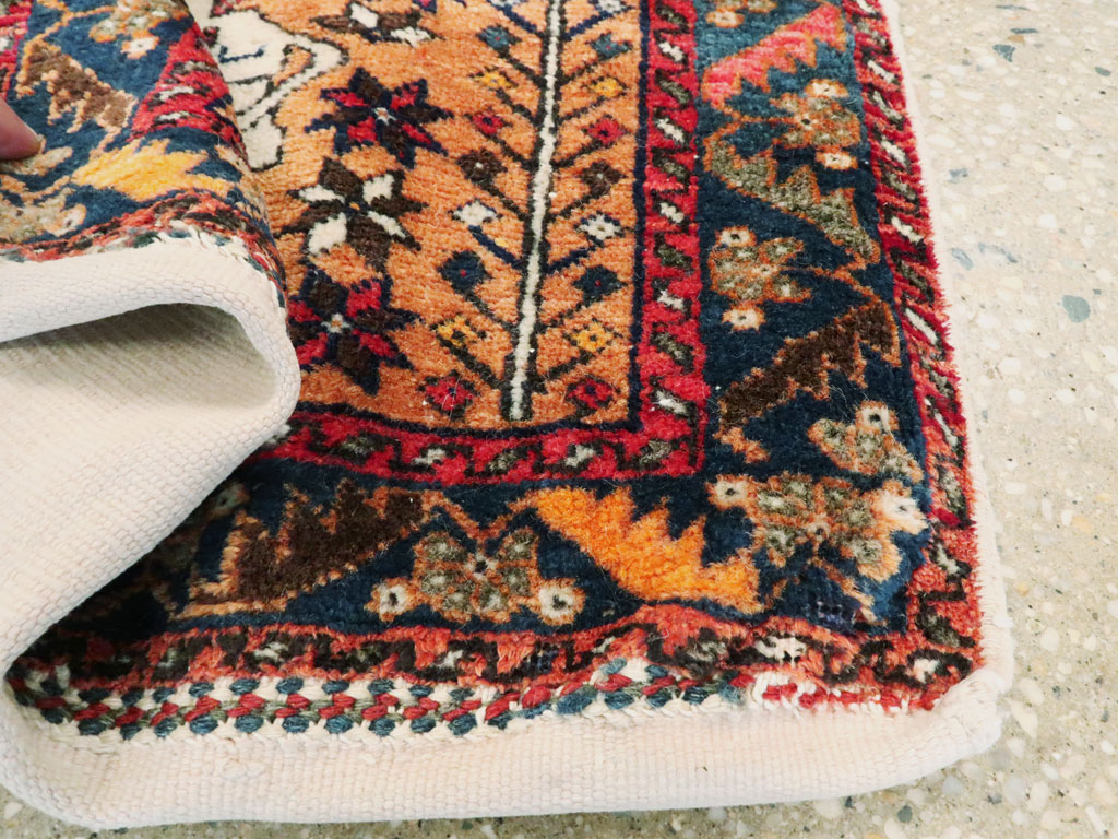 Vintage Persian Baluch Pictorial Rug, No.27580 - Gss