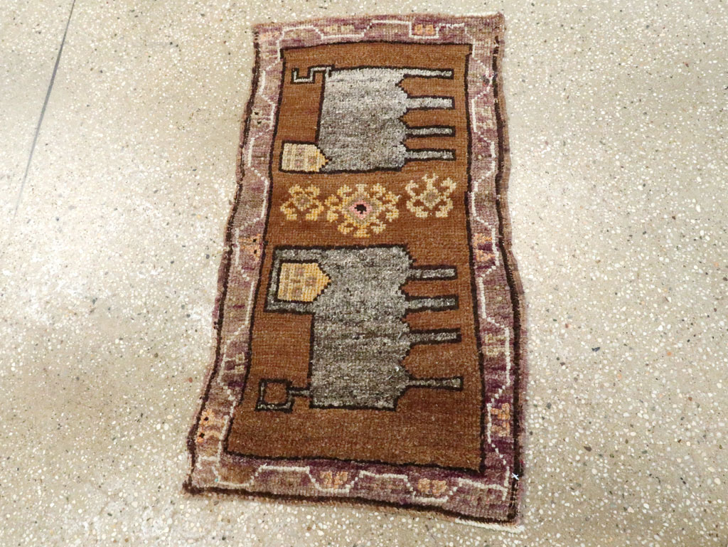 Vintage Anatolian Pictorial Rug, No.27625 - Gss