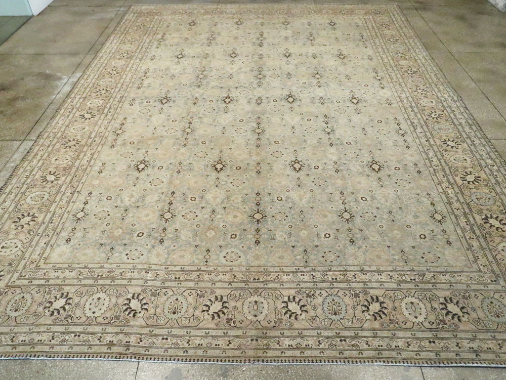 Antique Persian Tabriz Carpet, No.27659 - Gss