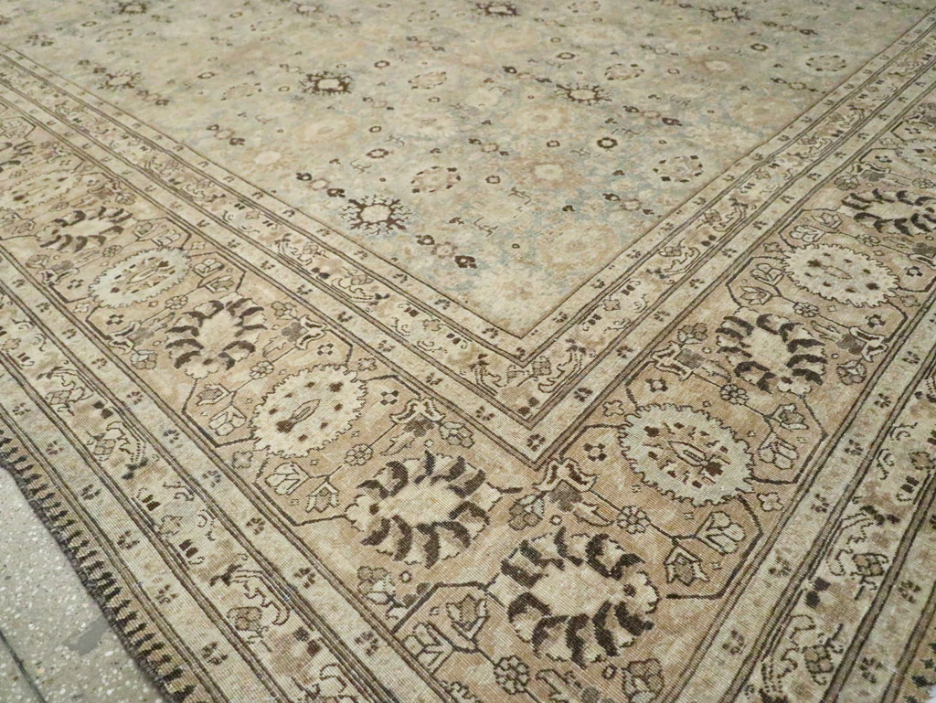 Antique Persian Tabriz Carpet, No.27659 - Gss