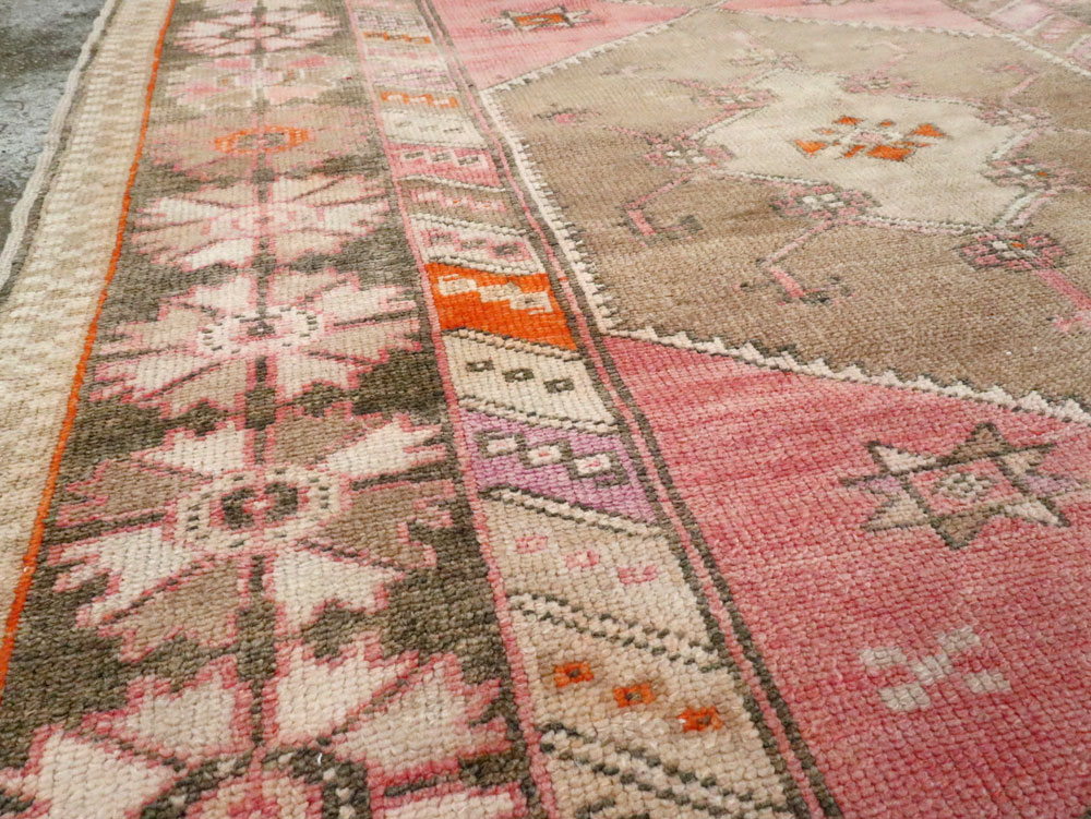 Vintage Turkish Anatolian Wide Gallery Runner, No.27682 - Gss