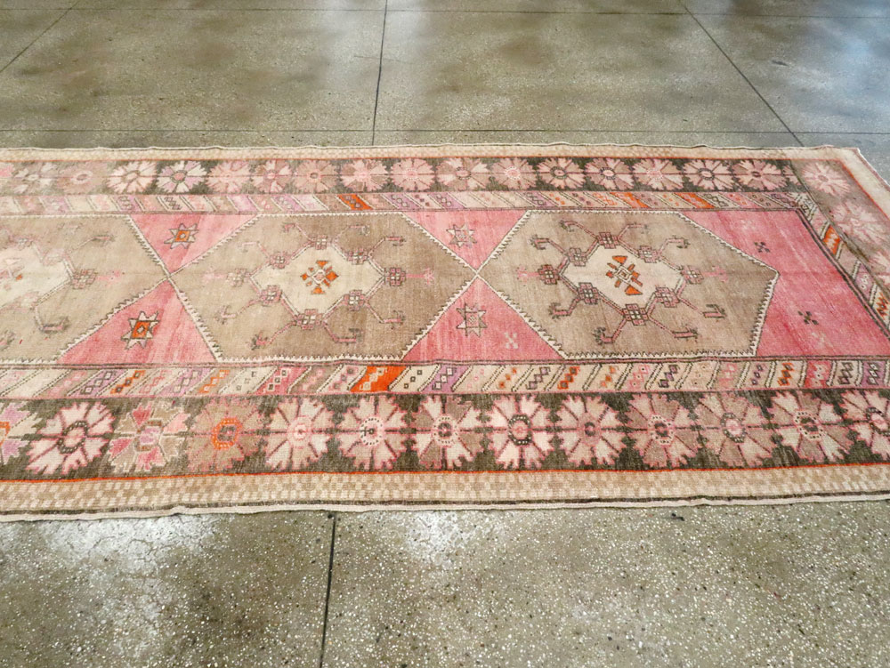 Vintage Turkish Anatolian Wide Gallery Runner, No.27682 - Gss