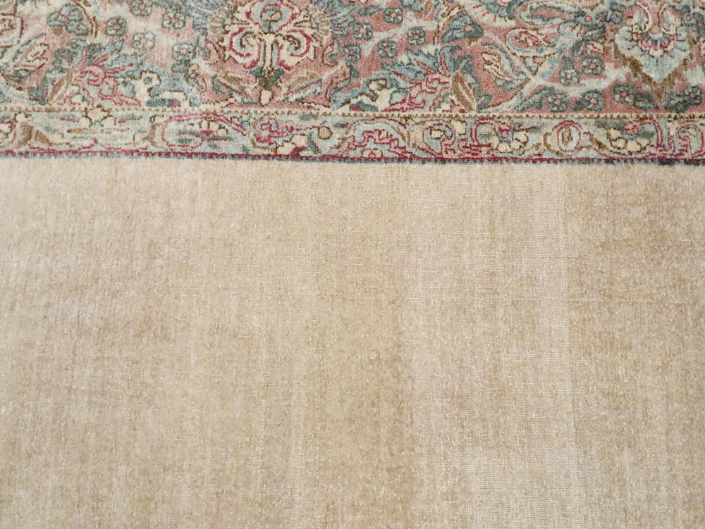 Antique Persian Lavar Kerman Gallery Carpet, No.27684 - Gss