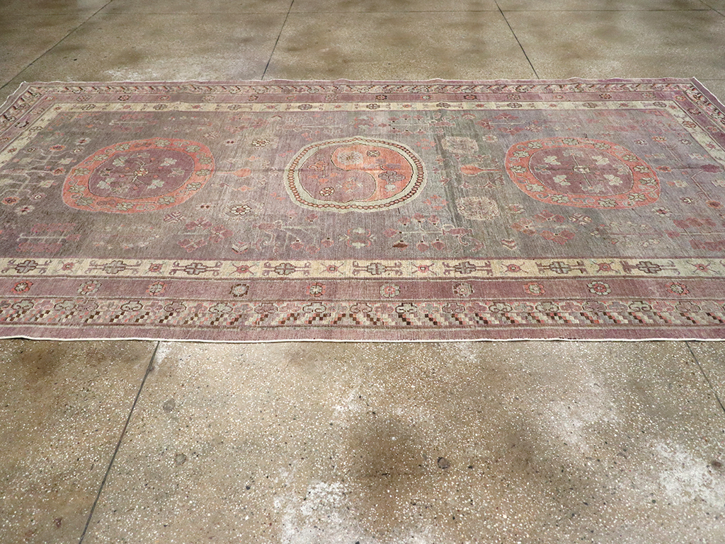 Antique East Turkestan Khotan Gallery Carpet, No.27747 - Gss