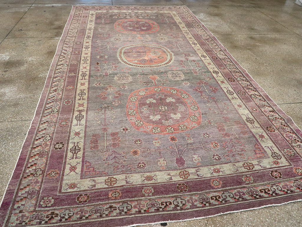 Antique East Turkestan Khotan Gallery Carpet, No.27747 - Gss