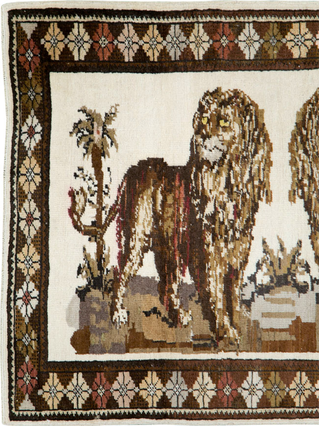 Vintage Anatolian Pictorial Rug, No.27749 - Gss