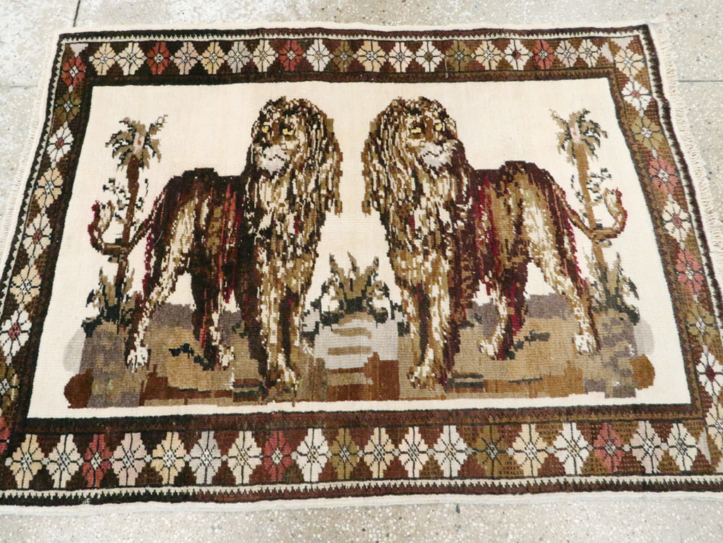 Vintage Anatolian Pictorial Rug, No.27749 - Gss