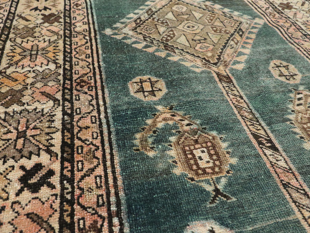 Vintage Persian Serapi Rug, No.27773 - Gss