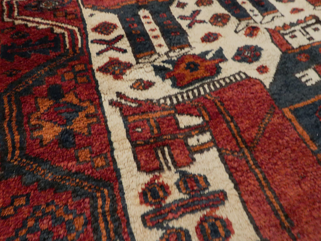 Vintage Persian Pictorial Bakhtiari Rug, No.27782 - Gss