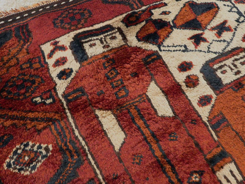 Vintage Persian Pictorial Bakhtiari Rug, No.27782 - Gss