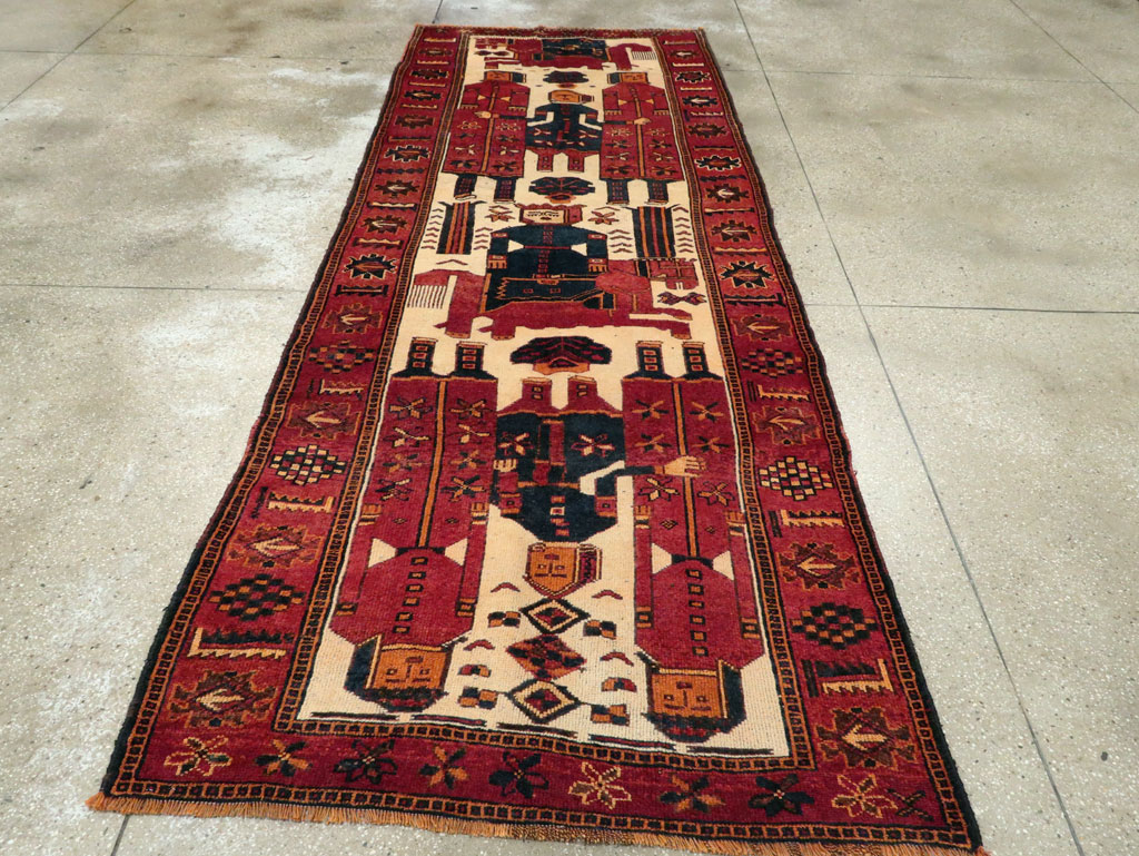 Vintage Persian Pictorial Bakhtiari Rug, No.27783 - Gss