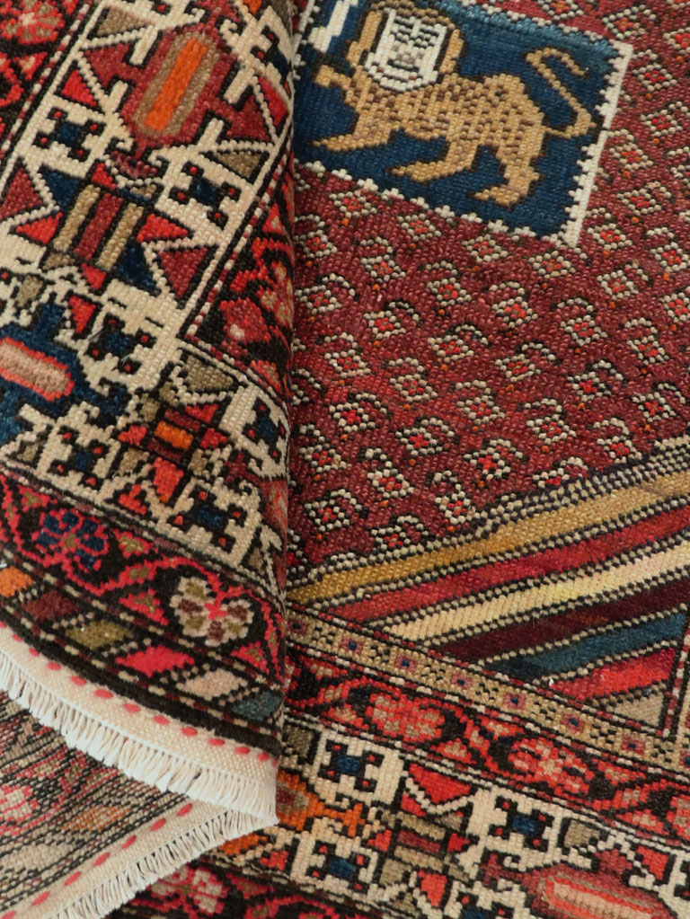 Antique Persian Pictorial Malayer Accent Rug, No.27798 - Gss