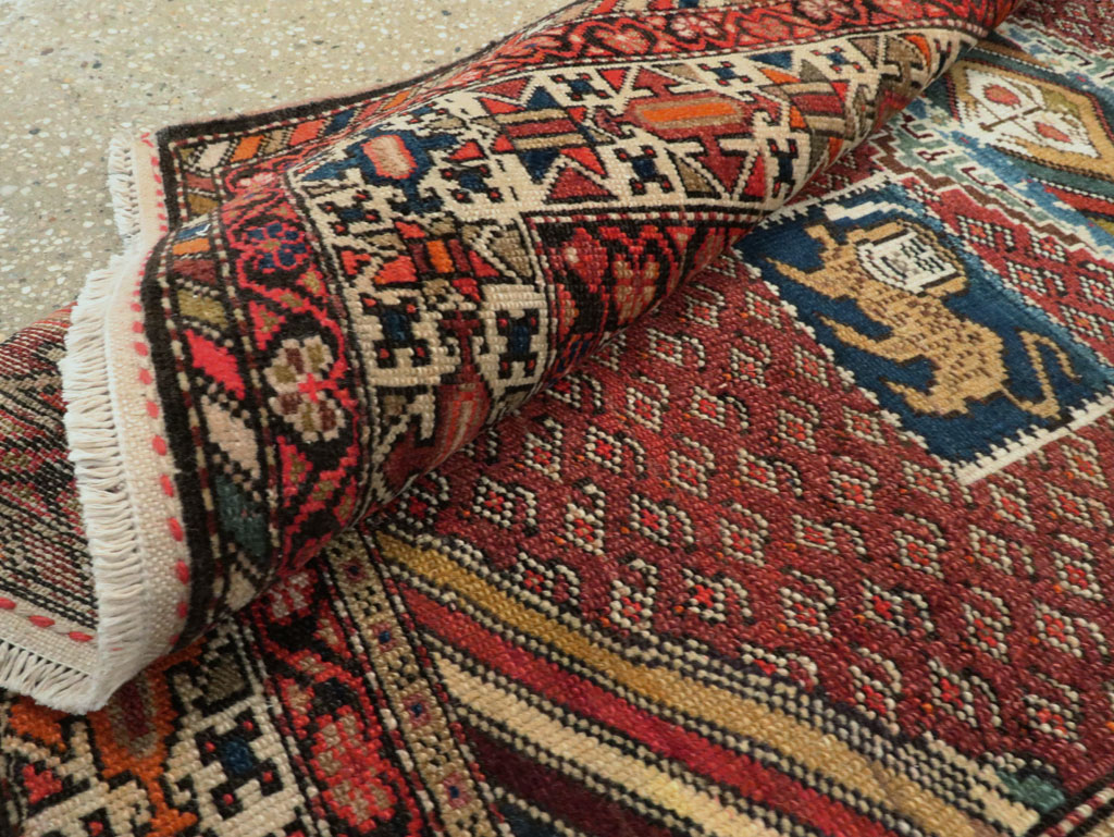 Antique Persian Pictorial Malayer Accent Rug, No.27798 - Gss