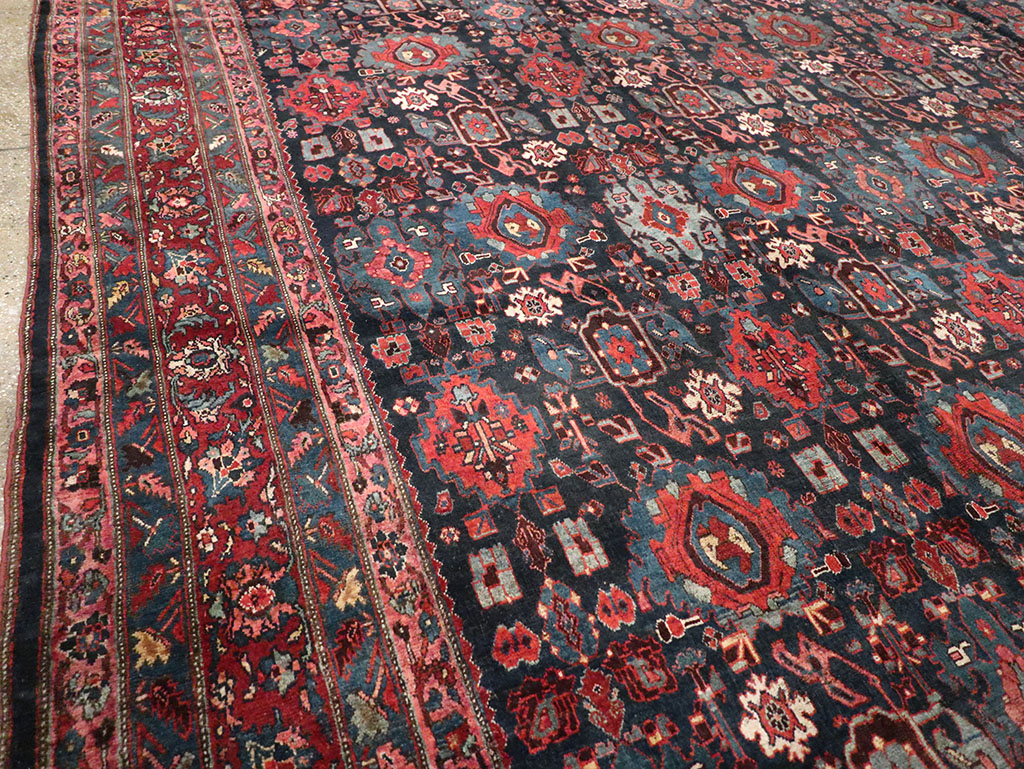 Antique Persian Bidjar Carpet, No.27828 - Gss