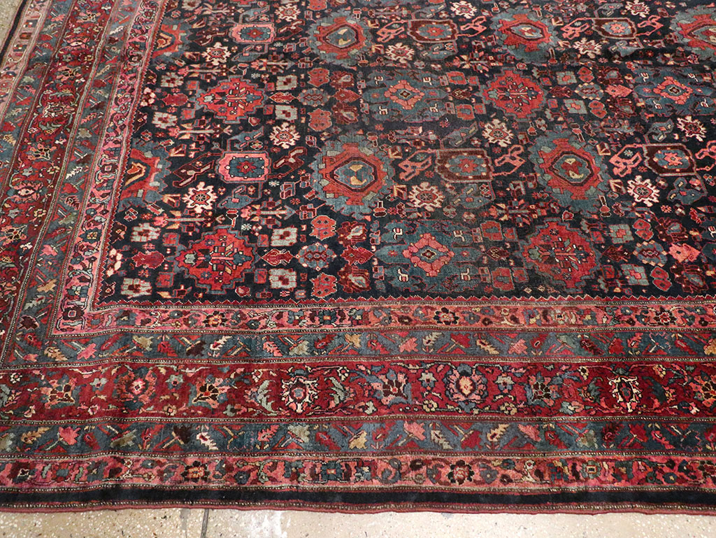 Antique Persian Bidjar Carpet, No.27828 - Gss