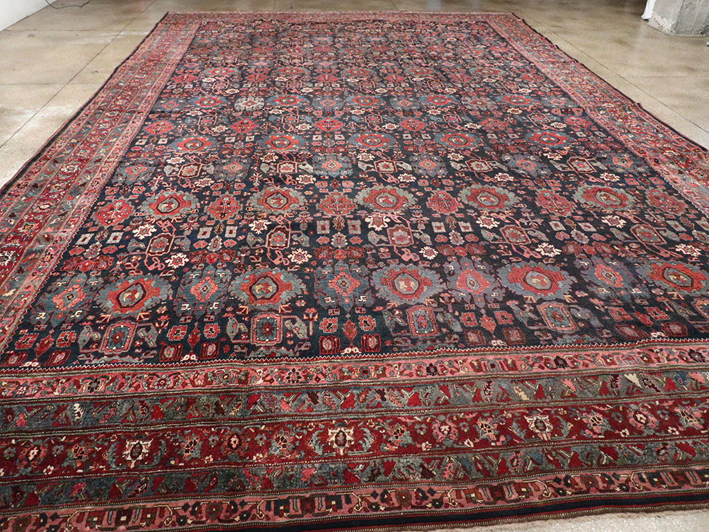 Antique Persian Bidjar Carpet, No.27828 - Gss