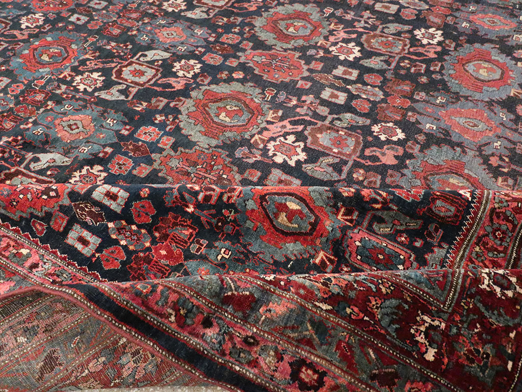 Antique Persian Bidjar Carpet, No.27828 - Gss