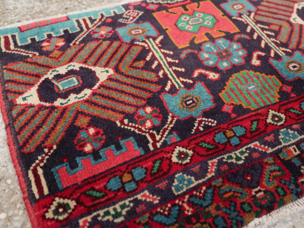 Vintage Persian Bidjar Sampler Throw Rug, No.27861 - Gss