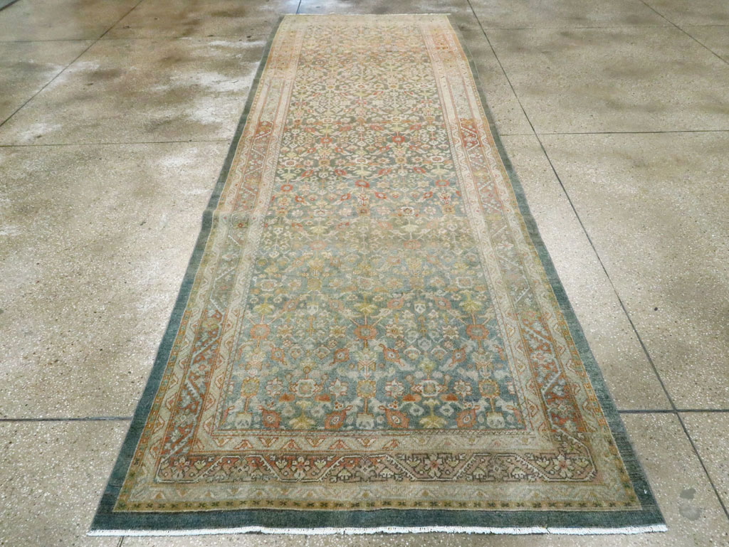 Antique Persian Mahal Gallery Carpet, No.27920 - Gss