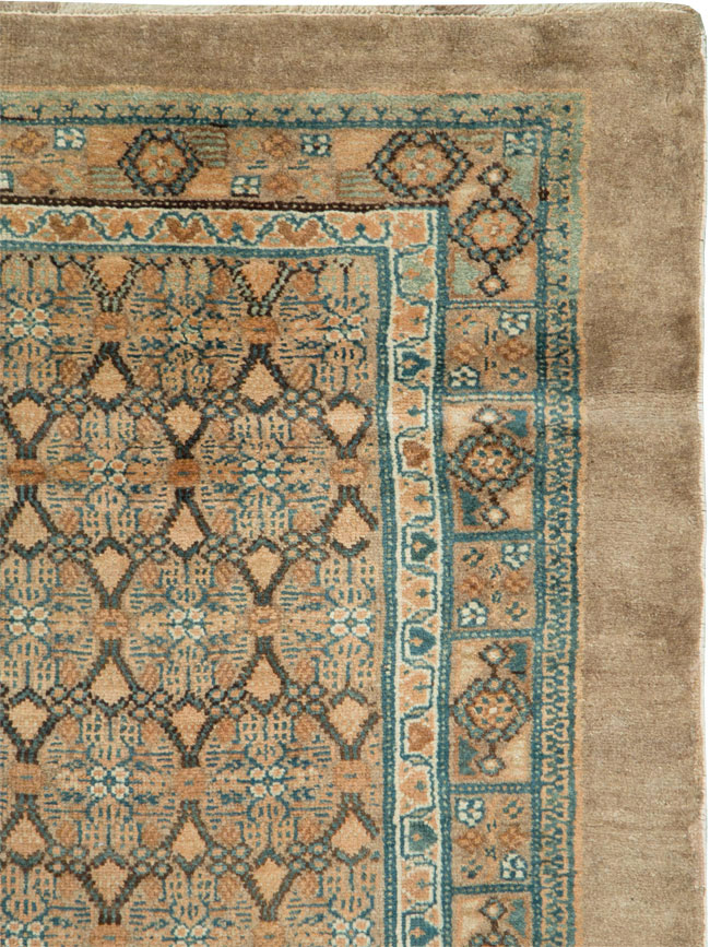Antique Persian Serab Gallery Rug, No.27938 - Gss