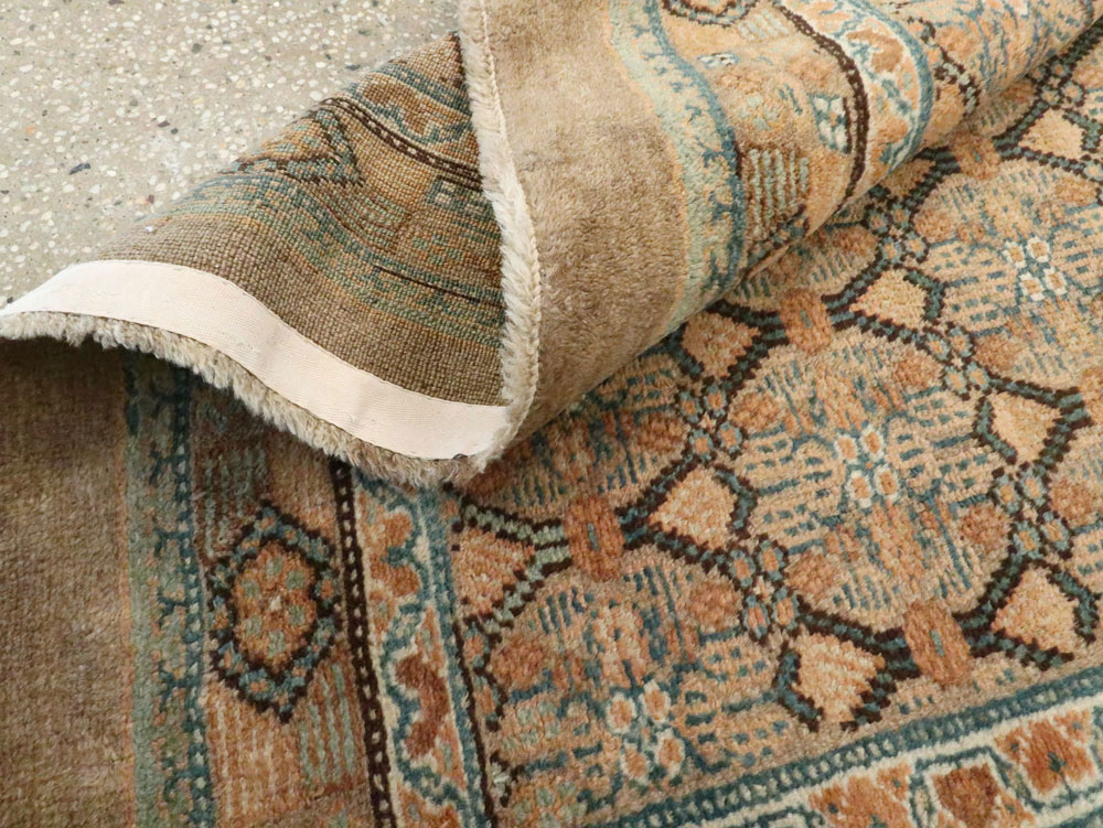 Antique Persian Serab Gallery Rug, No.27938 - Gss