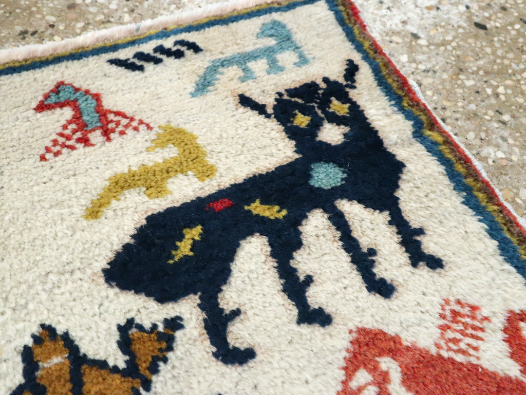 Vintage Turkish Anatolian Pictorial Rug, No.27940 - Gss