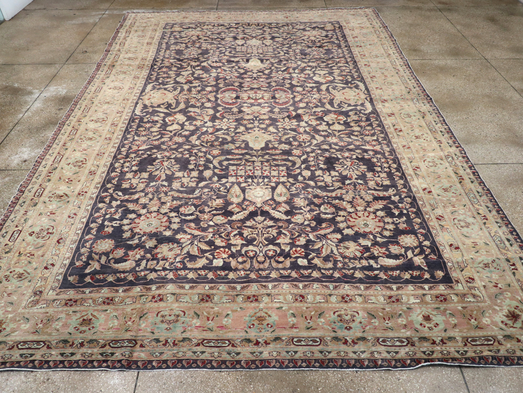 Vintage Persian Sarouk Carpet, No.27951 - Gss